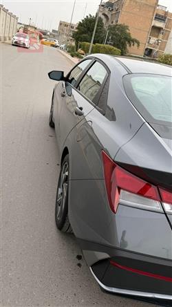 هیۆندای ئەلەنترا